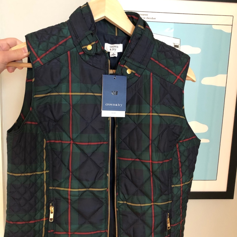 Crown & Ivy vest